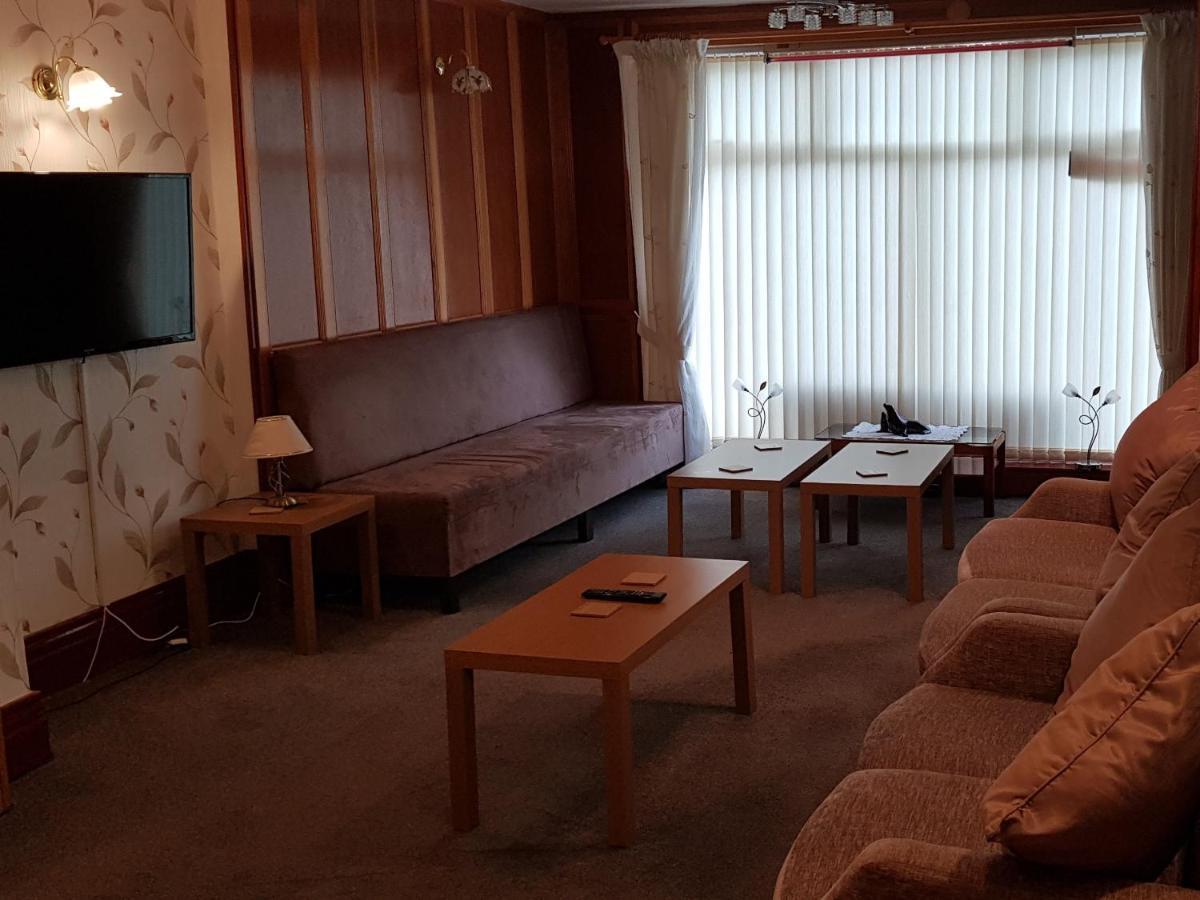Lyndene Отель типа 
